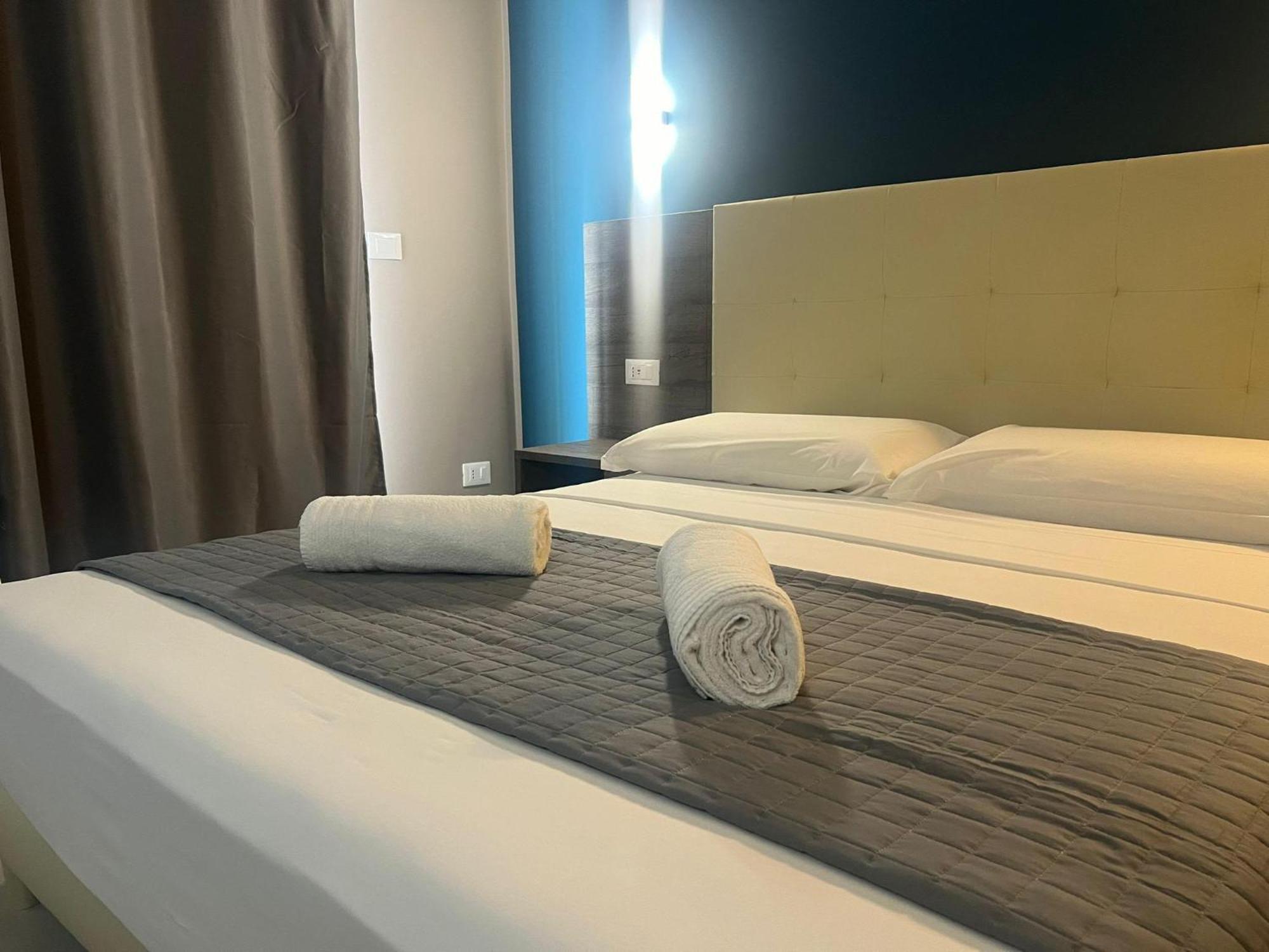 Sunset Guest House 레조디칼라브리아 외부 사진