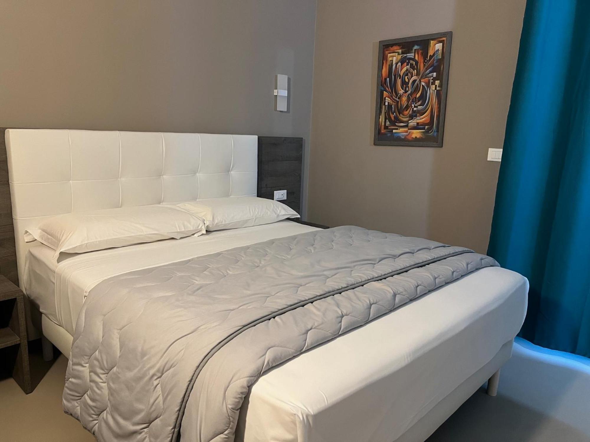 Sunset Guest House 레조디칼라브리아 외부 사진
